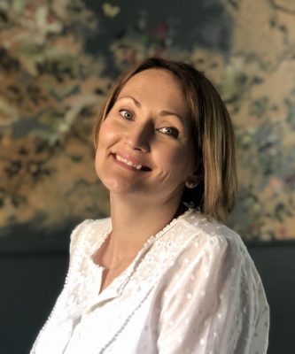 Picture of Sara Wayne, Reflexologist in Farnham, Surrey